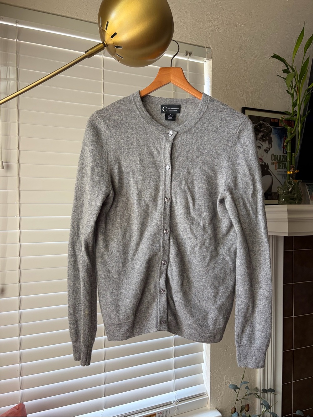 Bloomingdale's Heather Gray Button-Front Crewneck 2-Ply Cashmere Cardigan